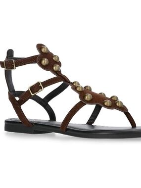 NEW No Boundaries Women Brown Studded Gladiator Sandals Flat Boho Strappy Shoes